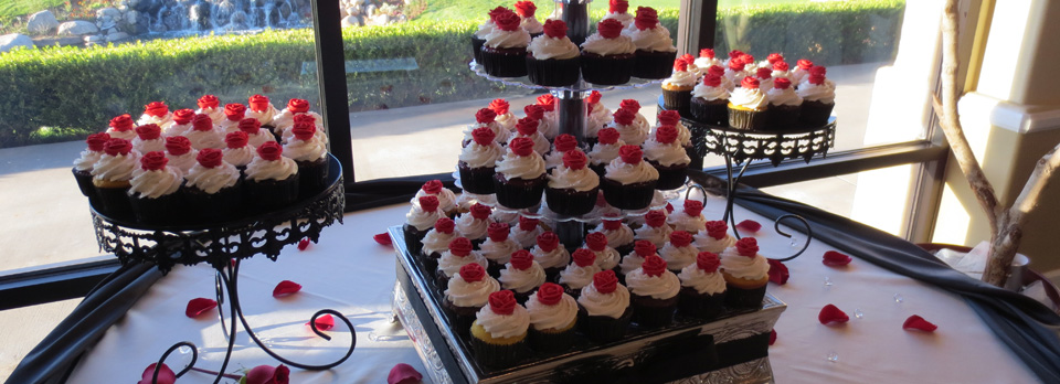 Banquet Tables and Centerpieces